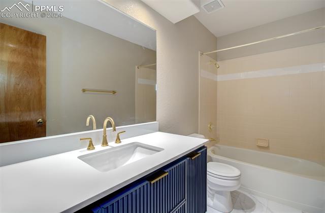 1810 Starstone Court