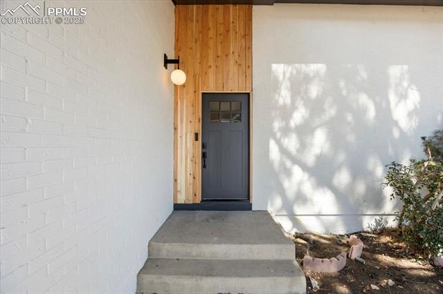 2604 E SERENDIPITY Circle