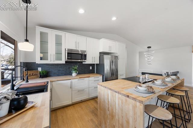 2604 E SERENDIPITY Circle