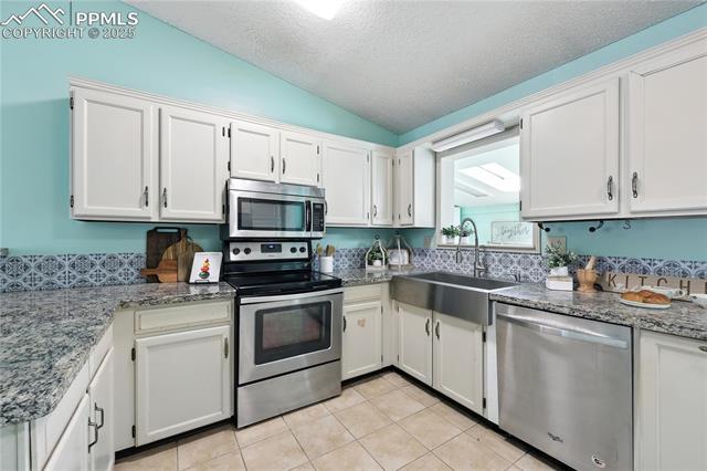 2380 Middleton Court