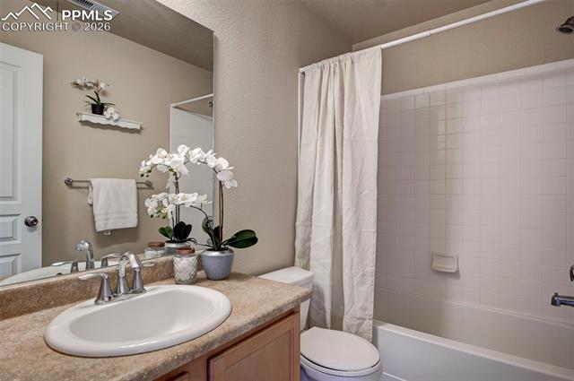 5653 Saint Patrick View