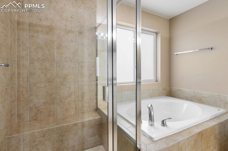 6838 Cottonwood Tree Drive