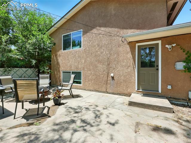 823 Sequoia Drive