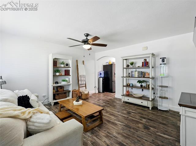 823 Sequoia Drive