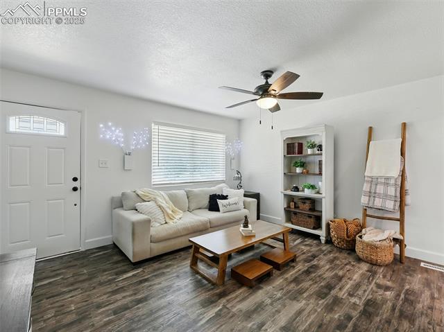 823 Sequoia Drive