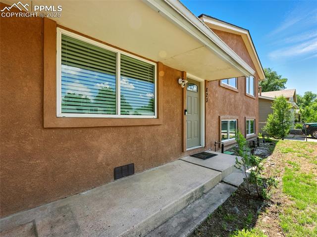 823 Sequoia Drive