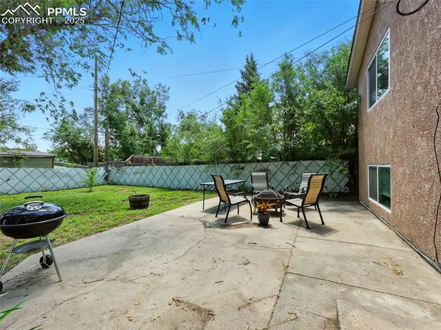 823 Sequoia Drive