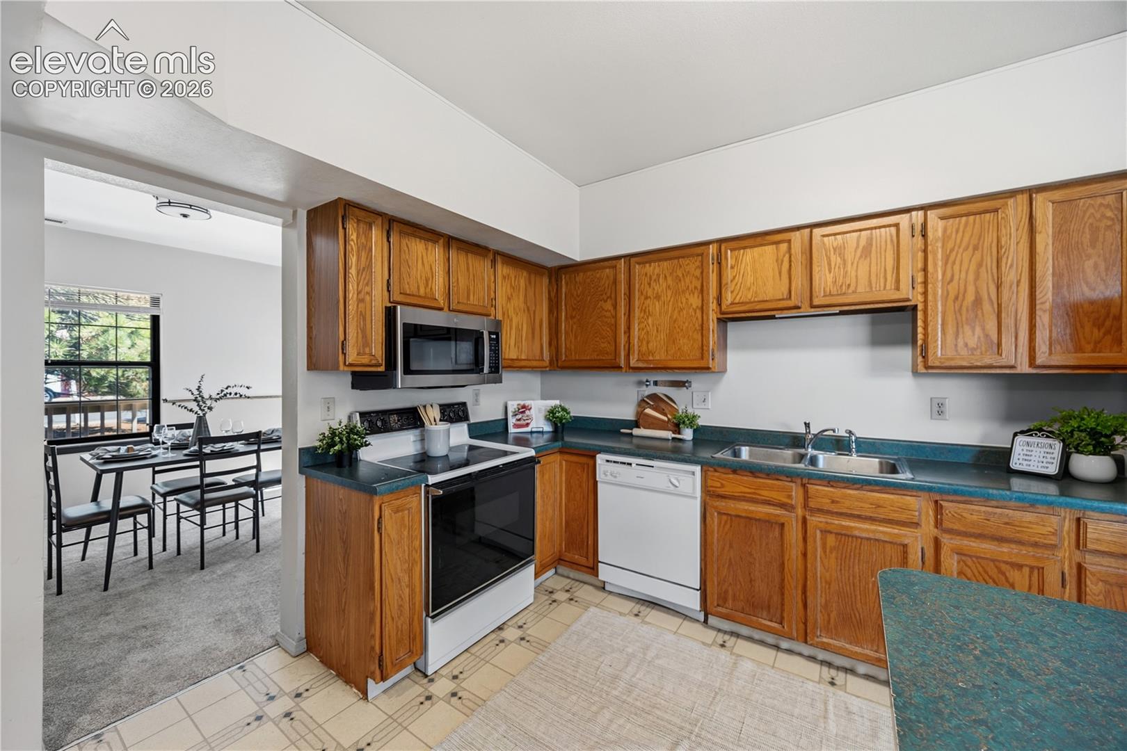 3215 Bunker Hill Drive