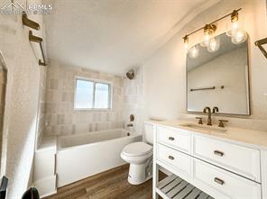 850 E San Miguel Street