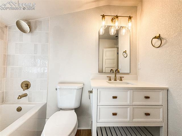 850 E San Miguel Street