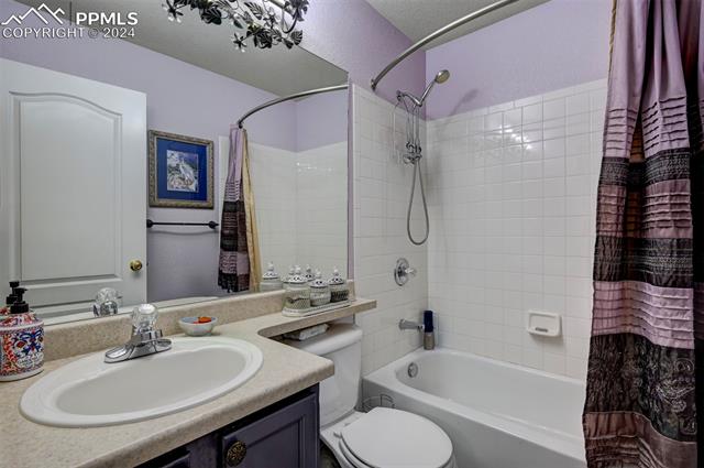 5380 Rose Ridge Lane