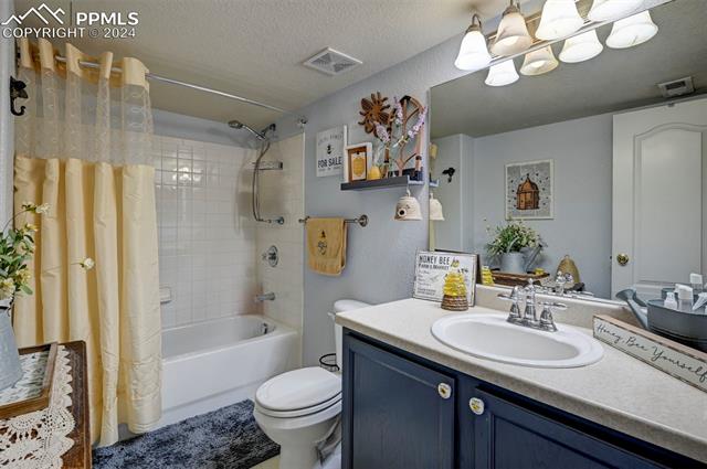 5380 Rose Ridge Lane