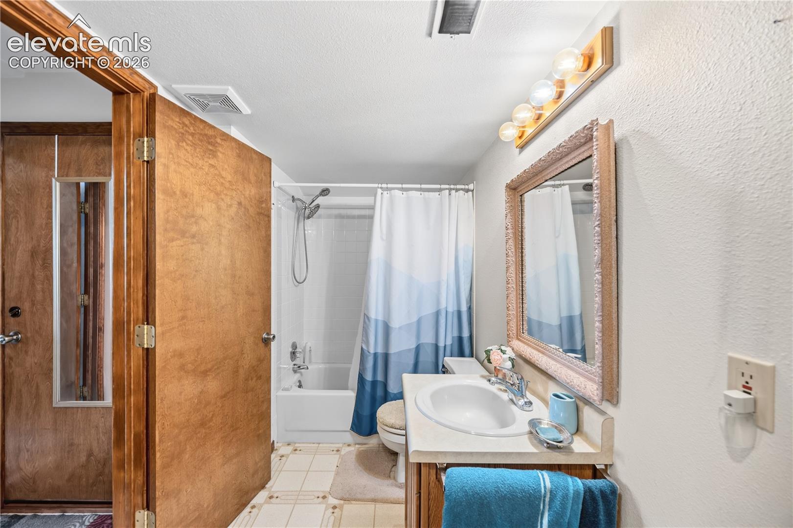 1241 Forest Edge Road