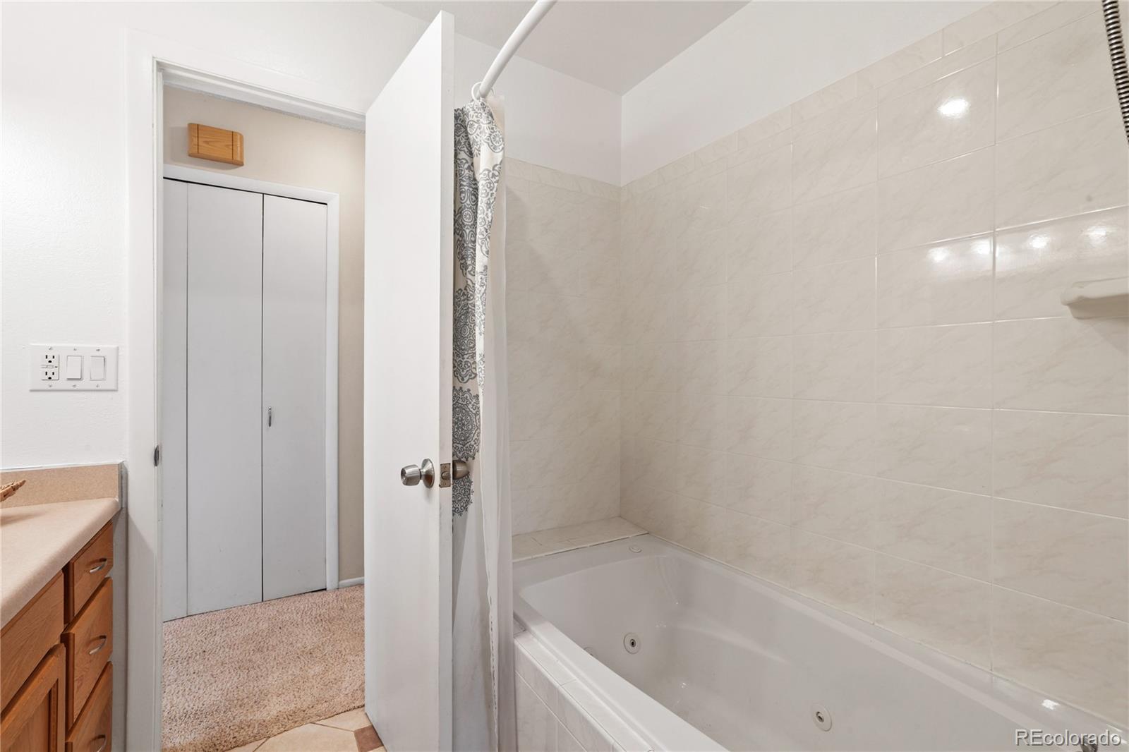 1085 Wagon Wheel Avenue