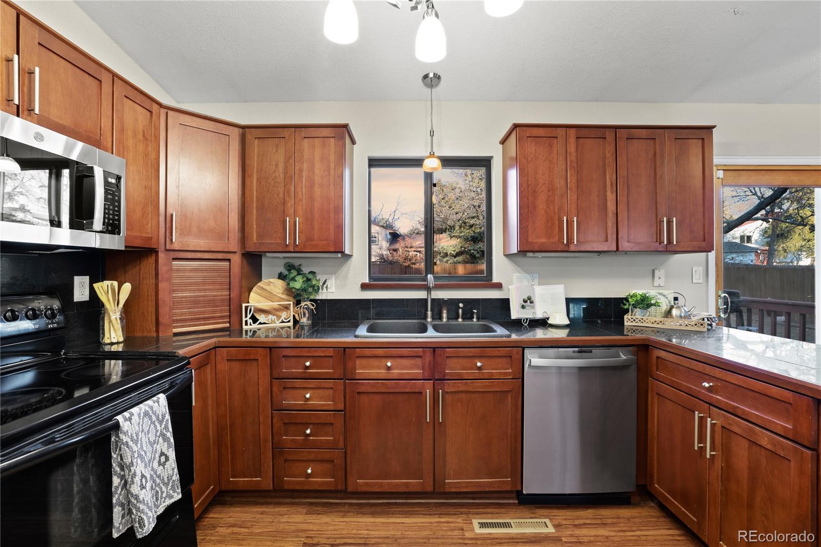 1085 Wagon Wheel Avenue