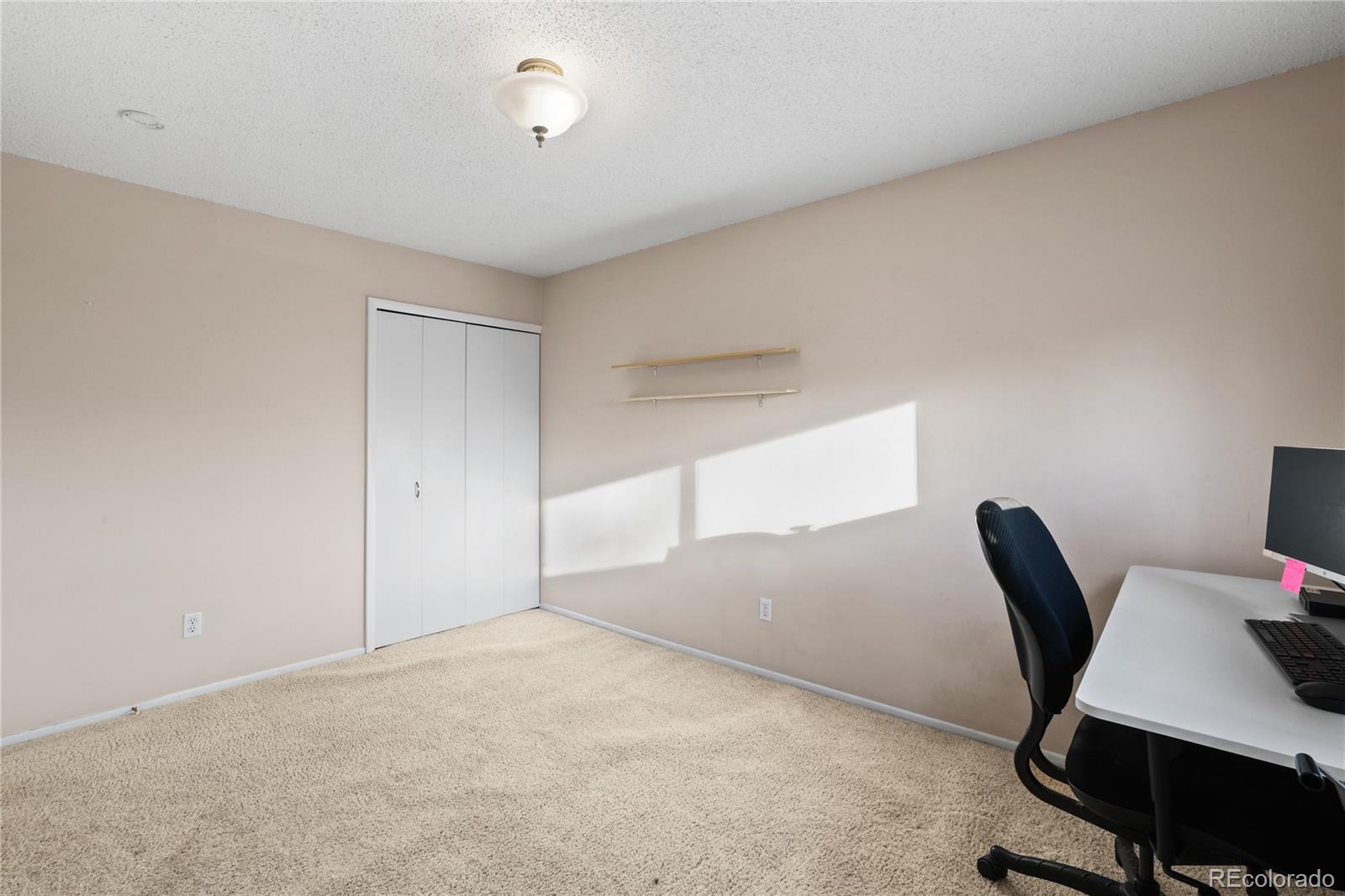 1085 Wagon Wheel Avenue