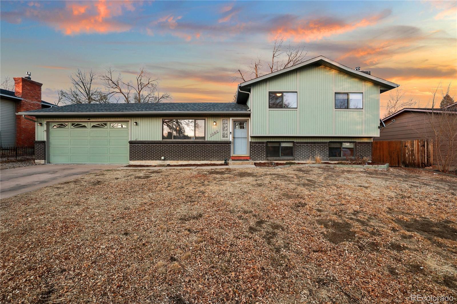 1085 Wagon Wheel Avenue