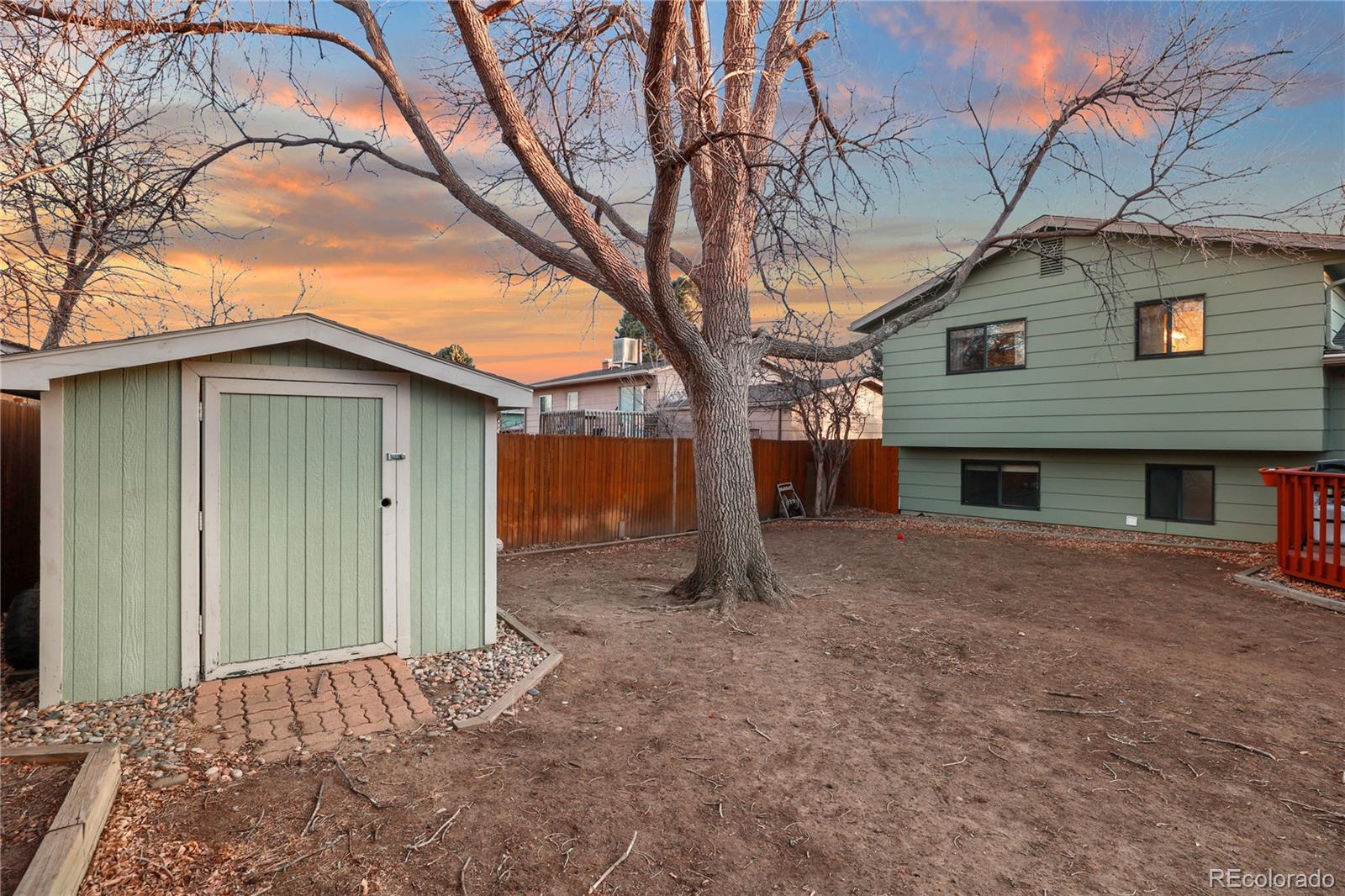 1085 Wagon Wheel Avenue