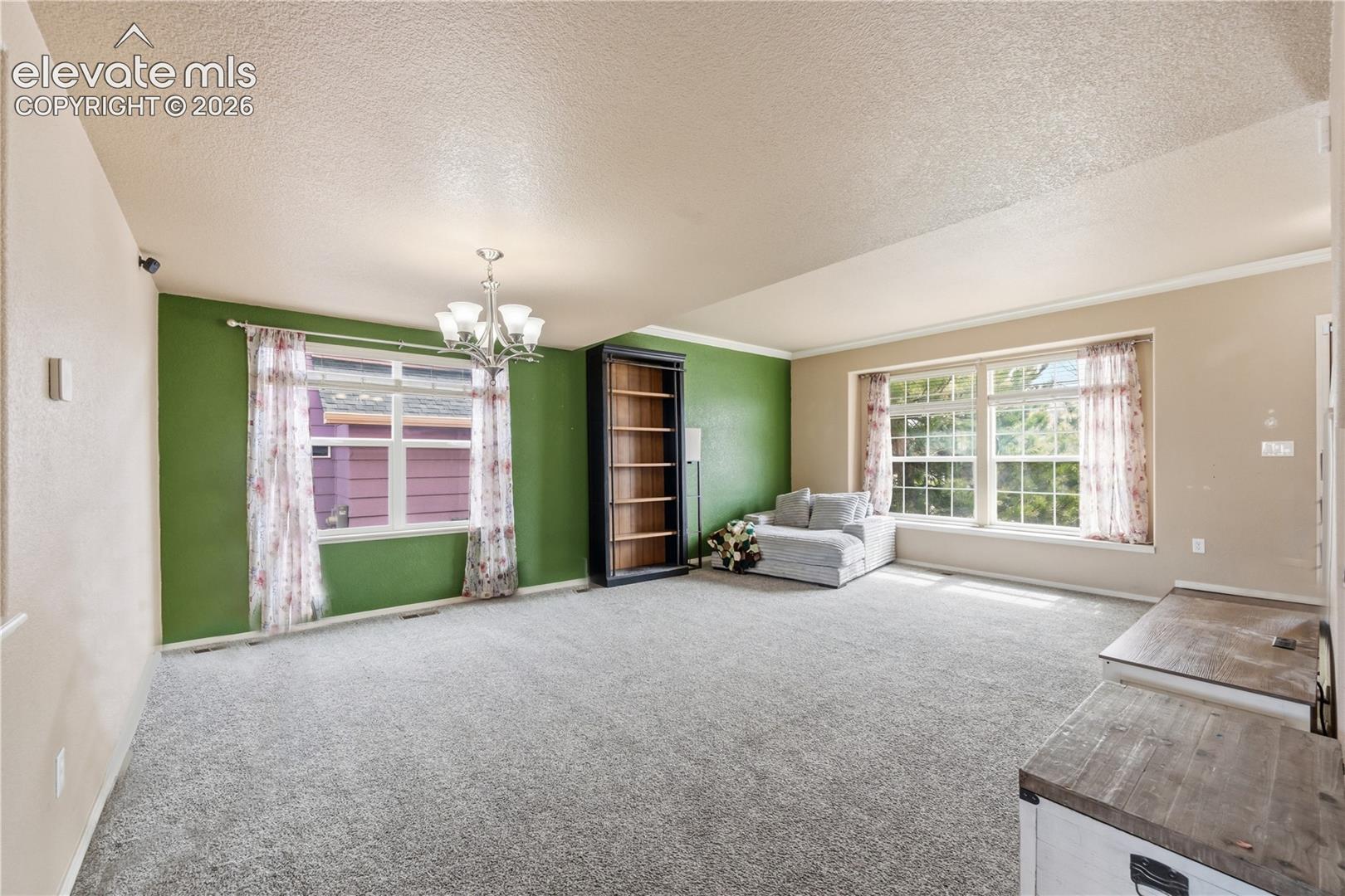 6752 Ventana Lane