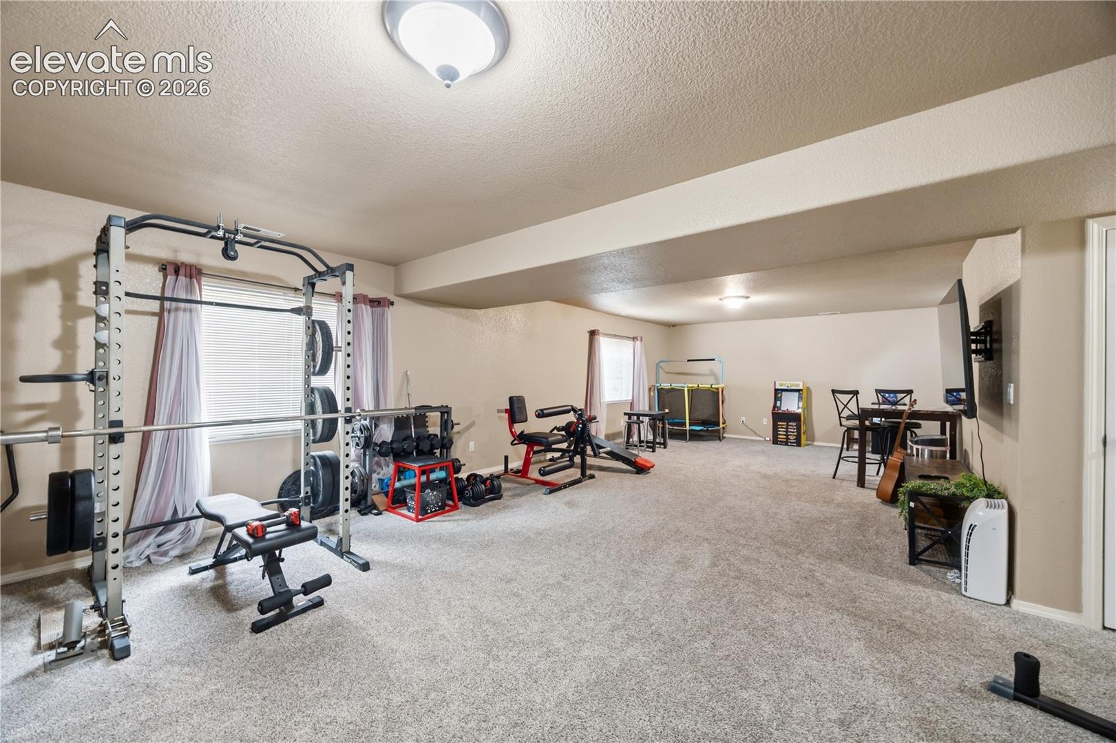 6752 Ventana Lane