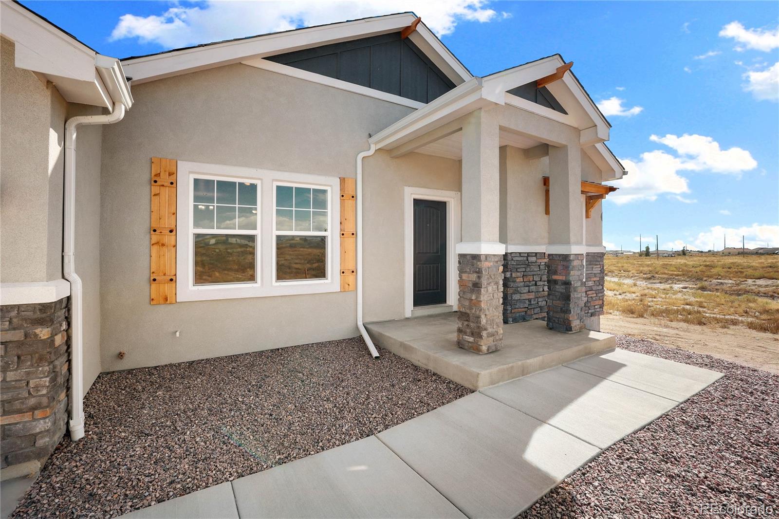 1448 N Dailey Drive