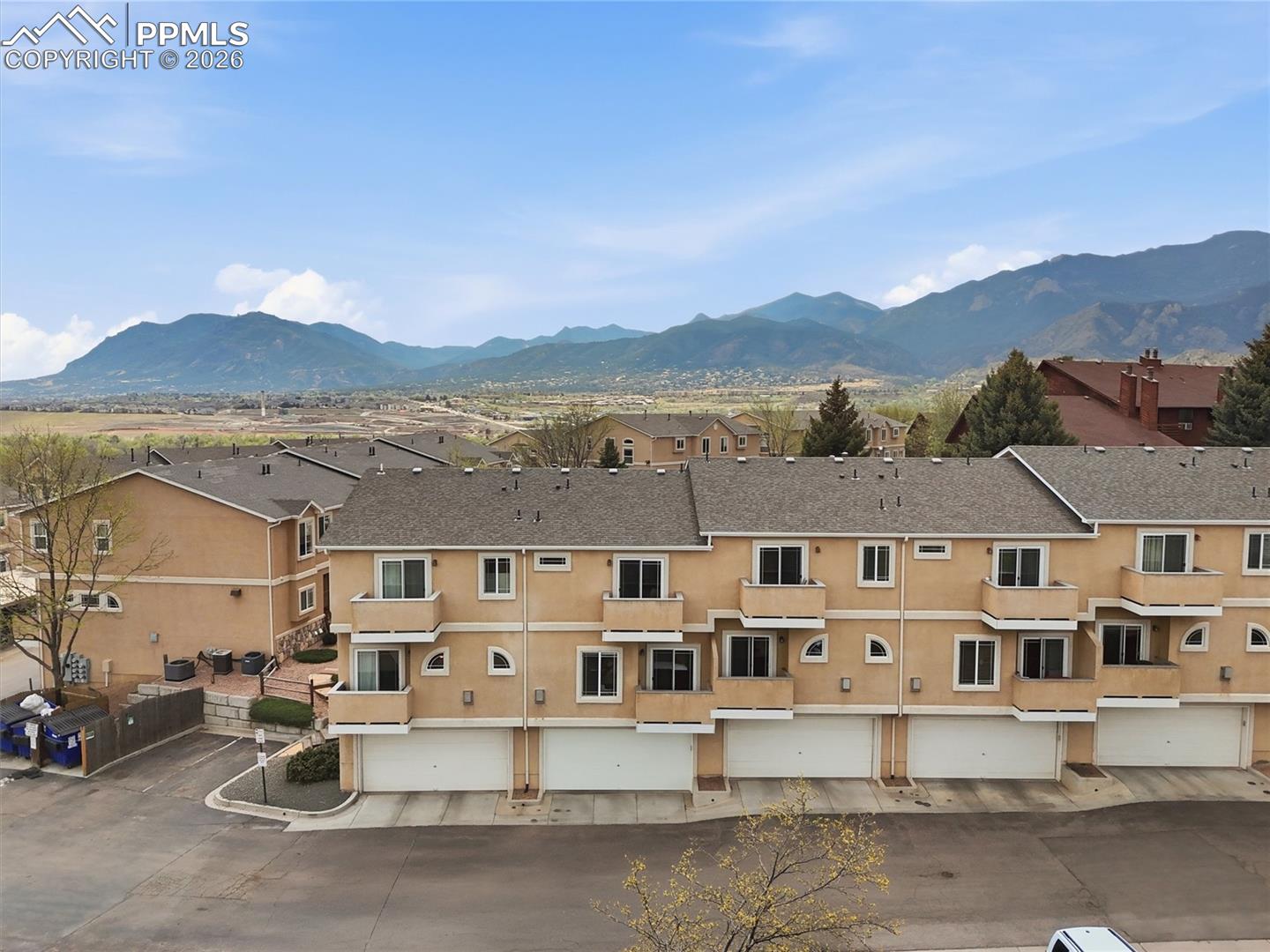 2237 Stepping Stones Way B