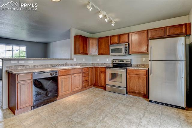 4966 Rusty Nail Point