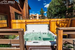 912 Meadow Creek Drive