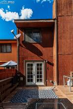 912 Meadow Creek Drive