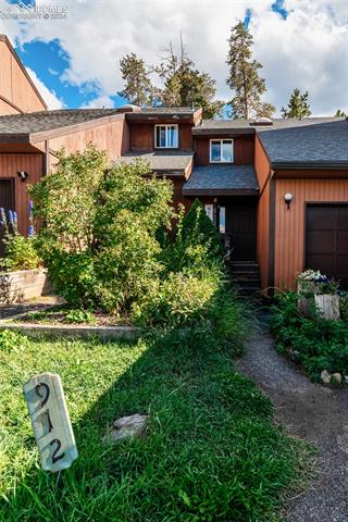 912 Meadow Creek Drive