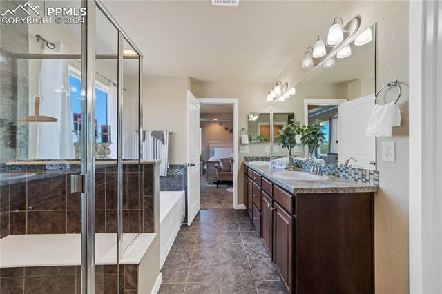 8054 Moorebank Drive