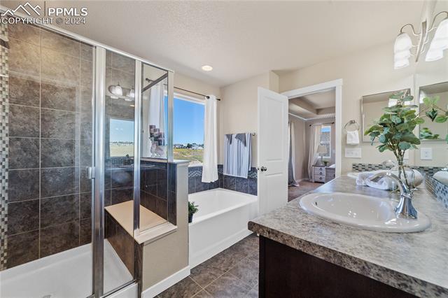 8054 Moorebank Drive