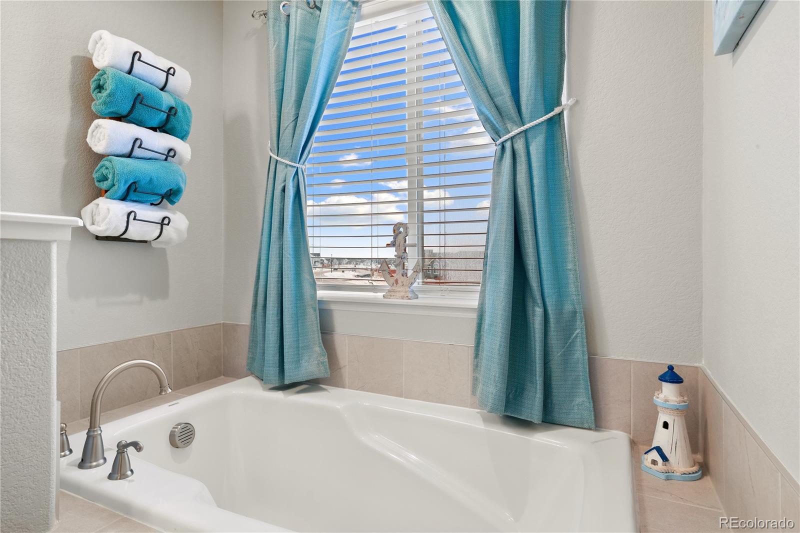 9452 Fairway Glen Drive