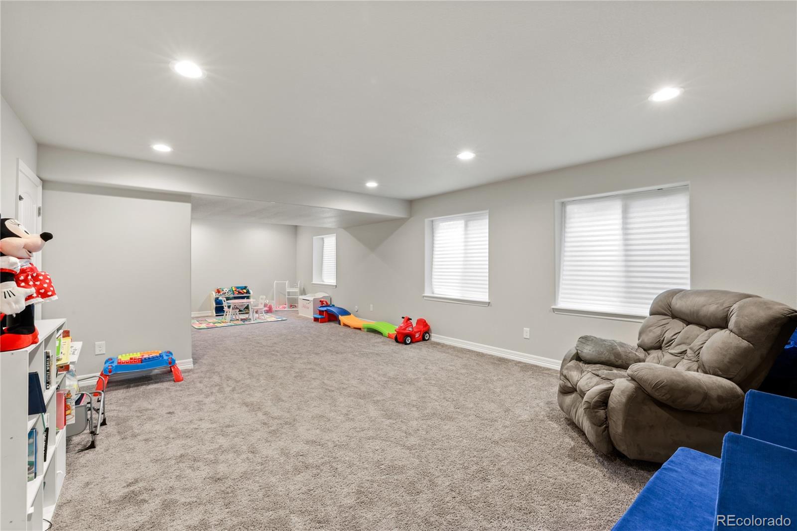 9452 Fairway Glen Drive