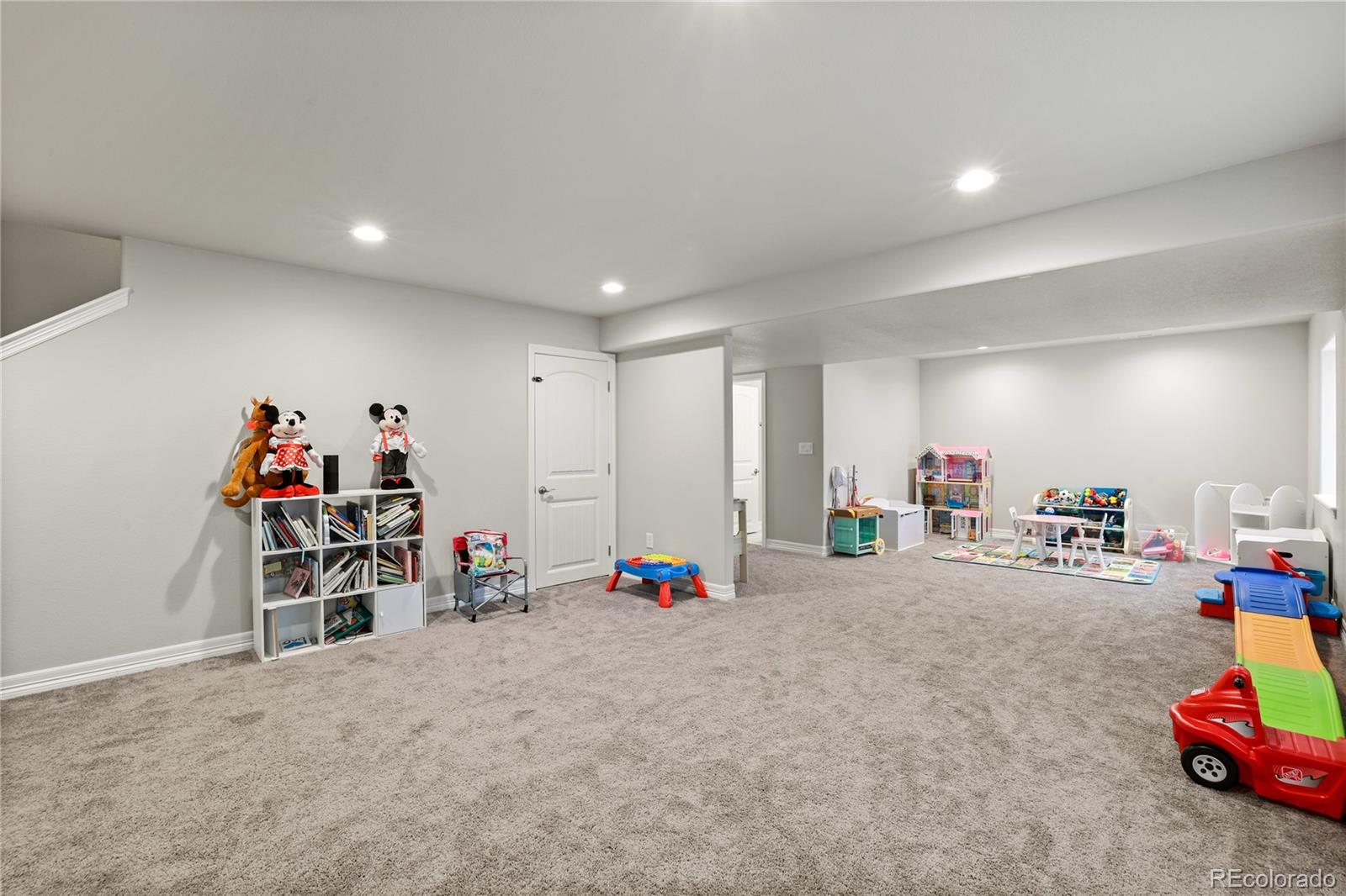 9452 Fairway Glen Drive