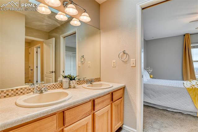 3769 Homestead Mesa Heights