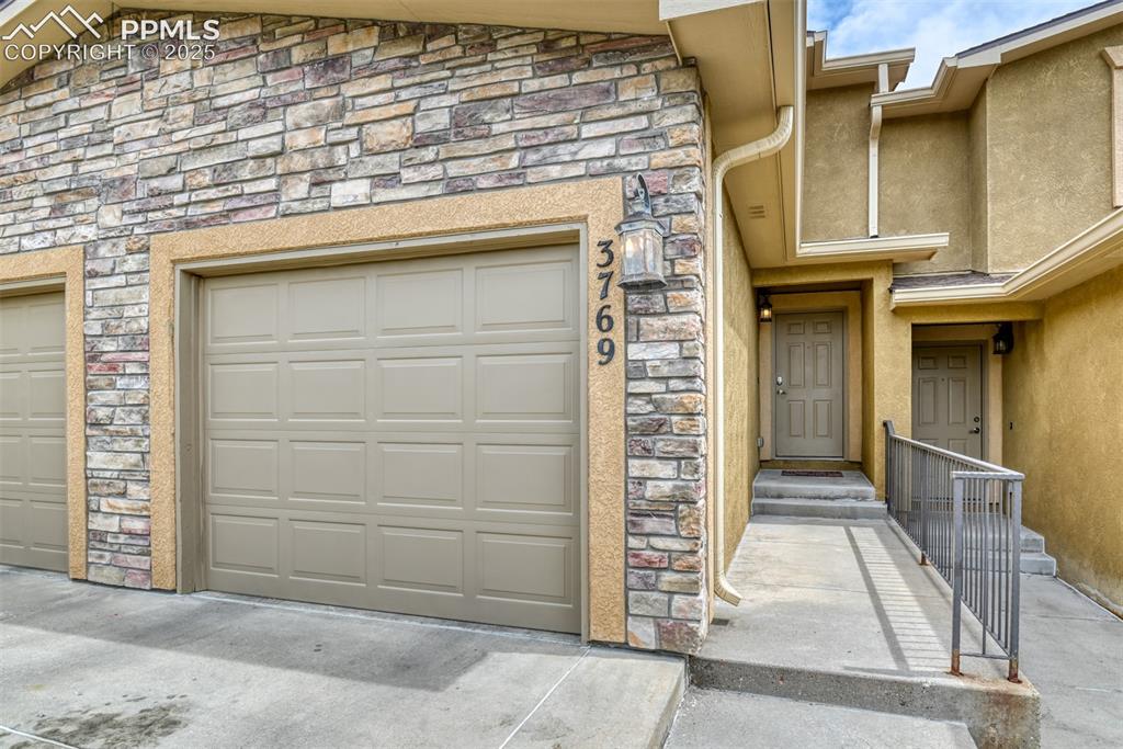 3769 Homestead Mesa Heights