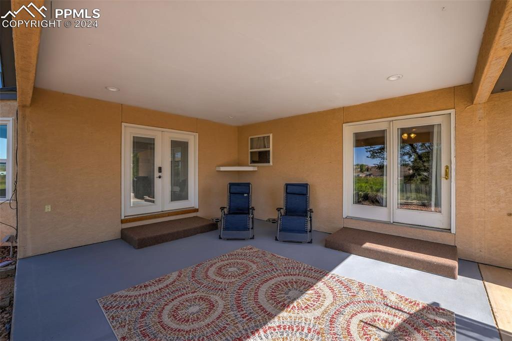 1251 S Silverado Drive