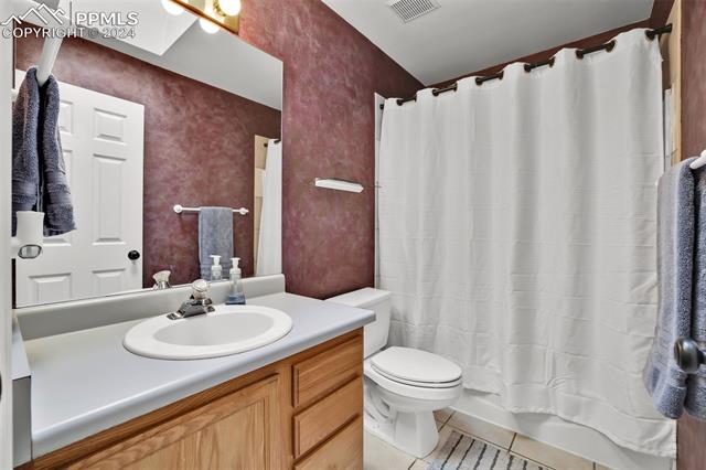 1251 S Silverado Drive