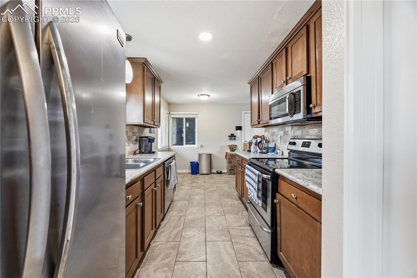 2122 Sussex Lane