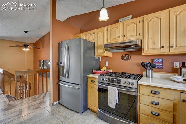 18085 Table Rock Road