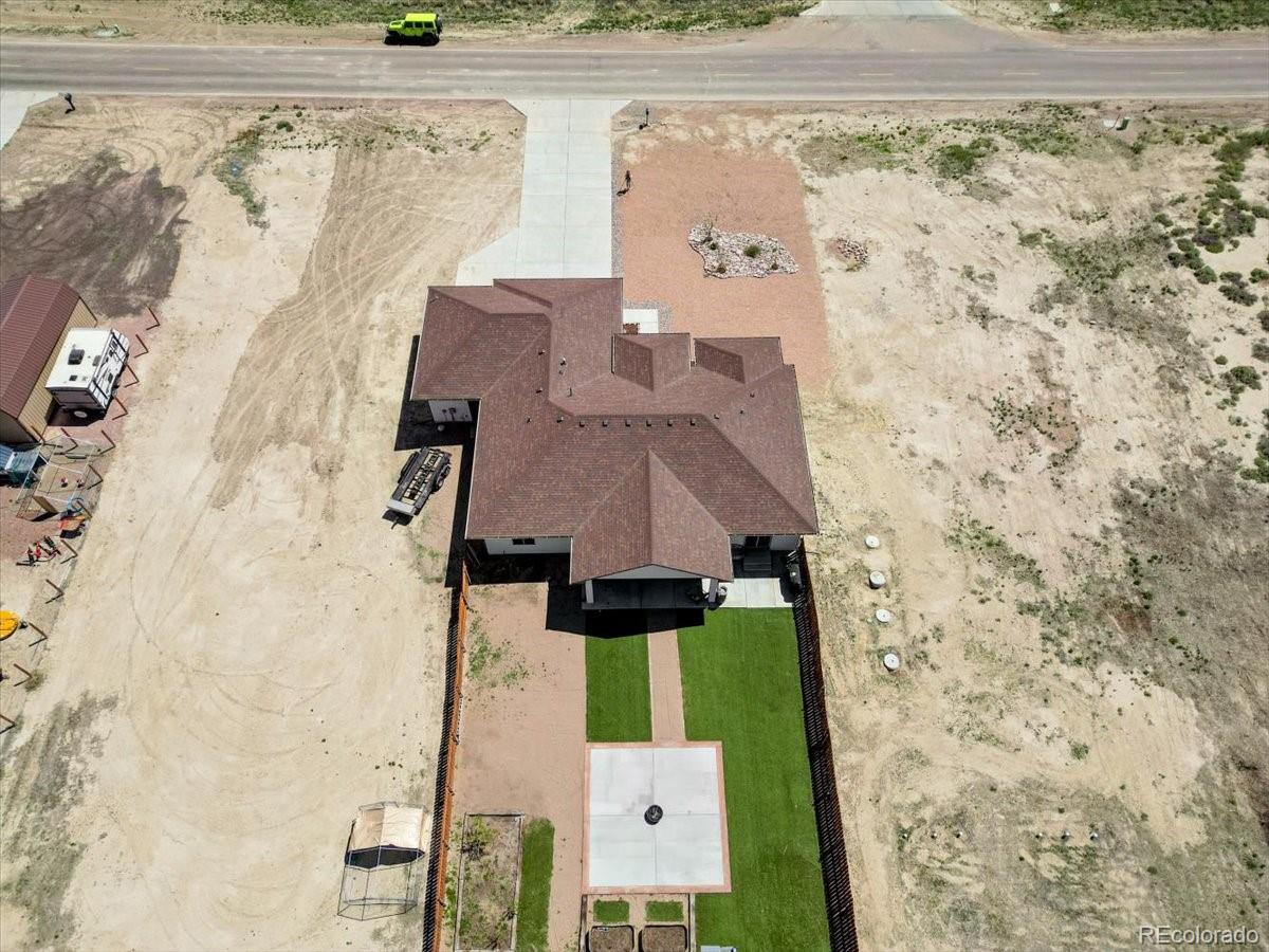 1457 N Platteville Boulevard