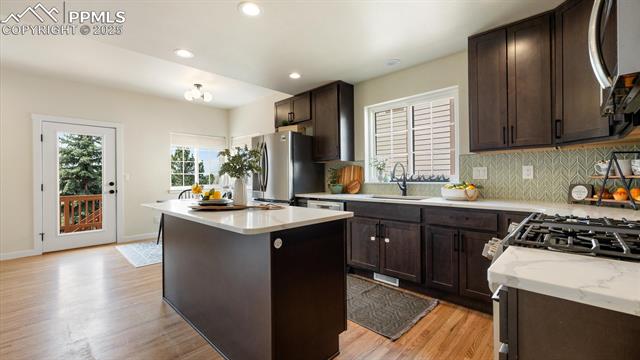 5560 Saddle Rock Road