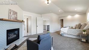 5560 Saddle Rock Road