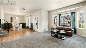 5560 Saddle Rock Road