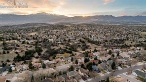 5560 Saddle Rock Road