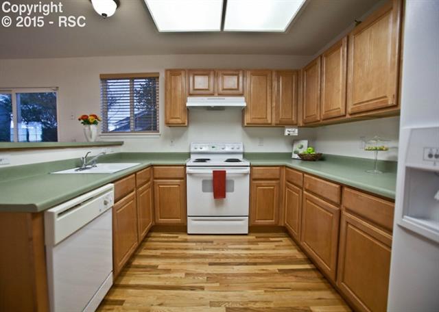 4852 Saddle Ridge Drive