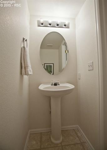 4852 Saddle Ridge Drive