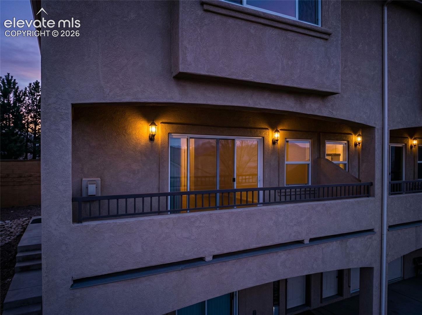 4367 Susie View