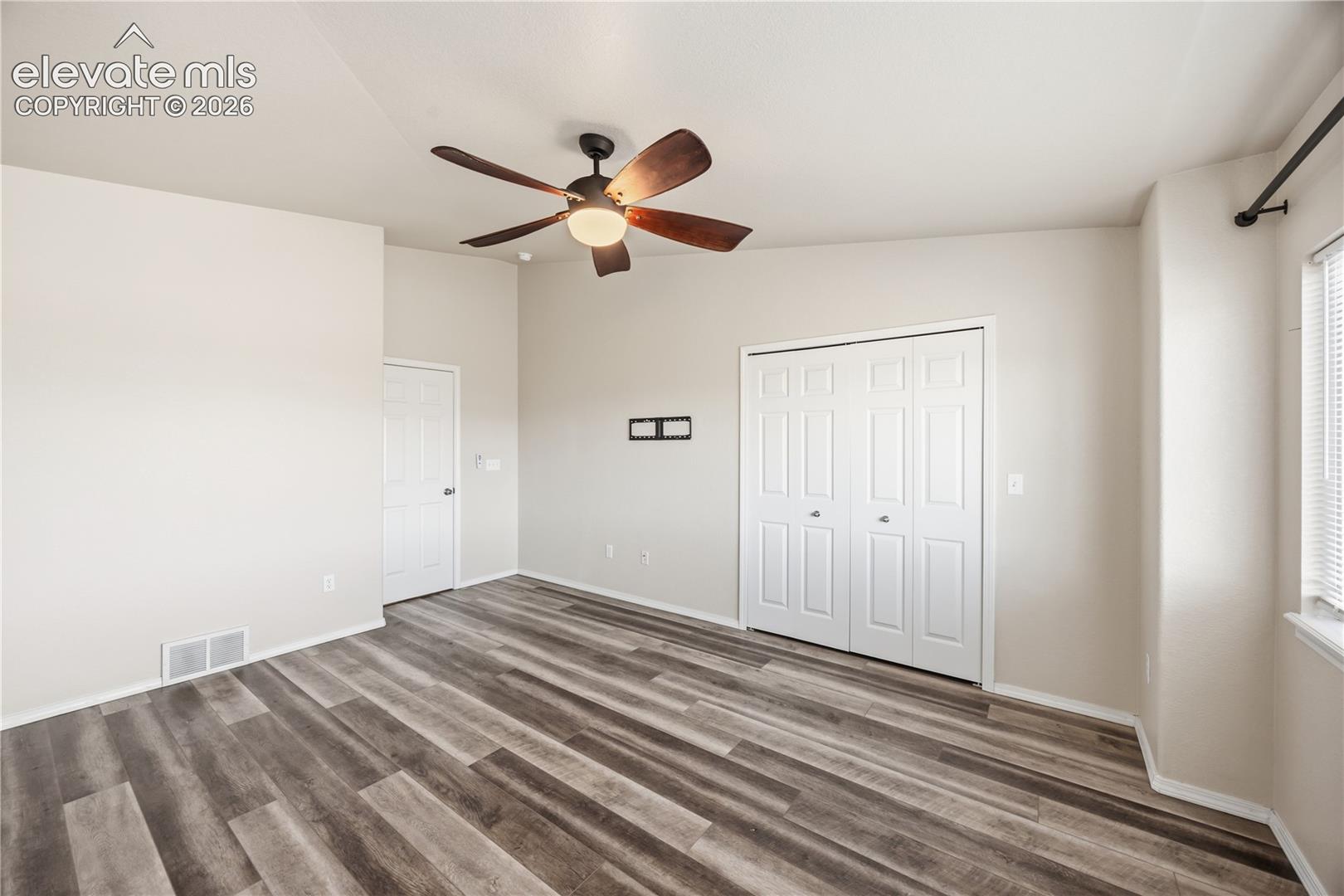 4367 Susie View
